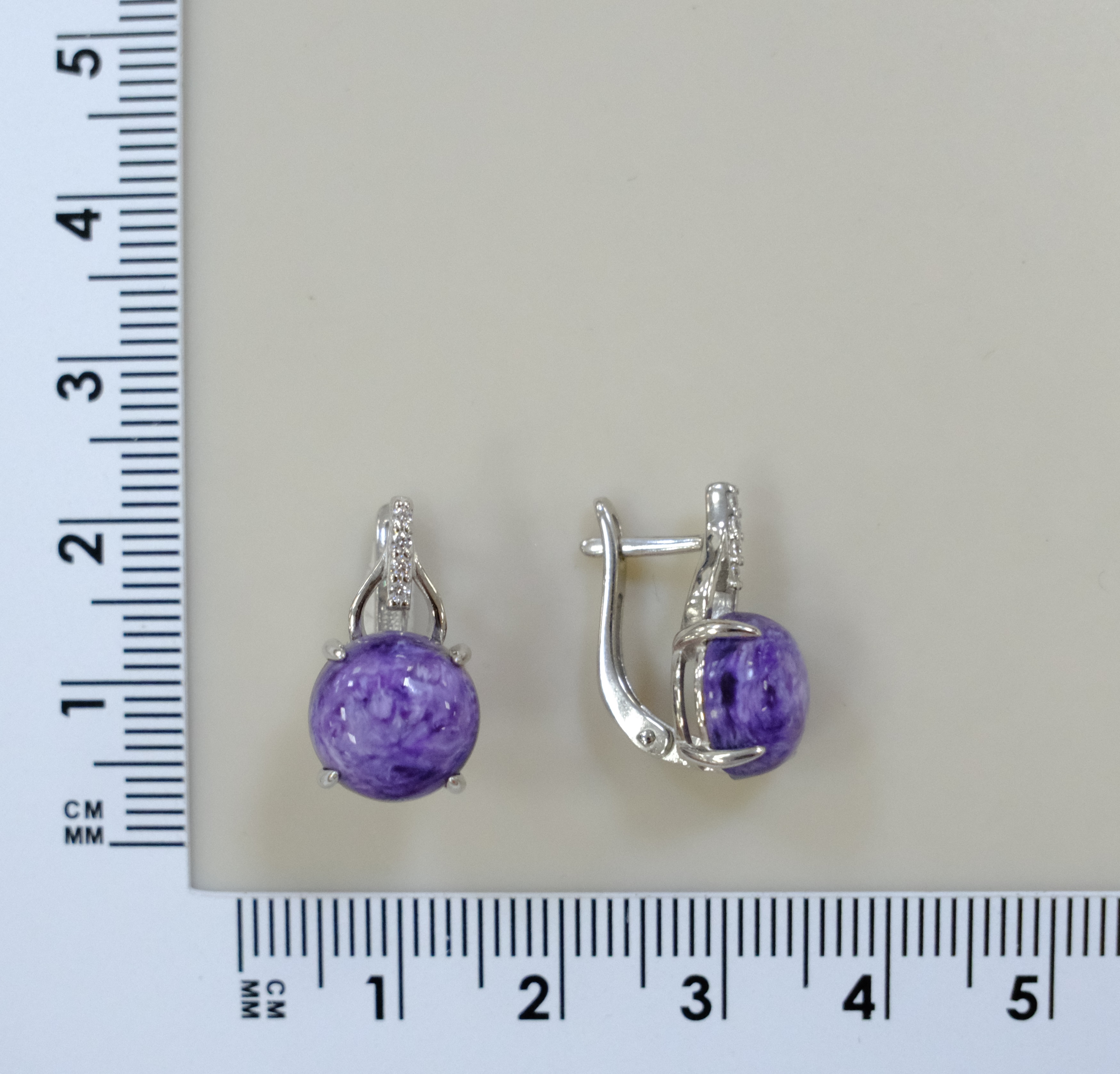 Серебряные серьги с чароитами